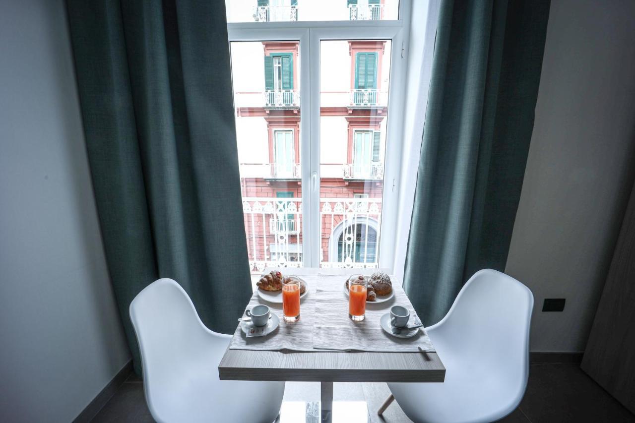 Residenza San Lorenzo 나폴리 외부 사진