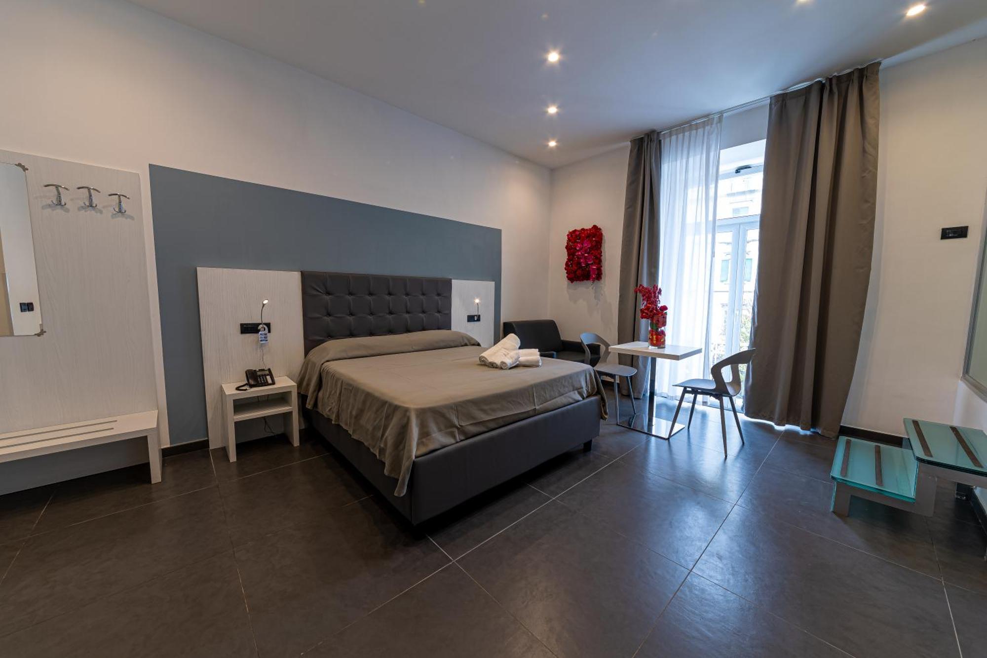 Residenza San Lorenzo 나폴리 외부 사진