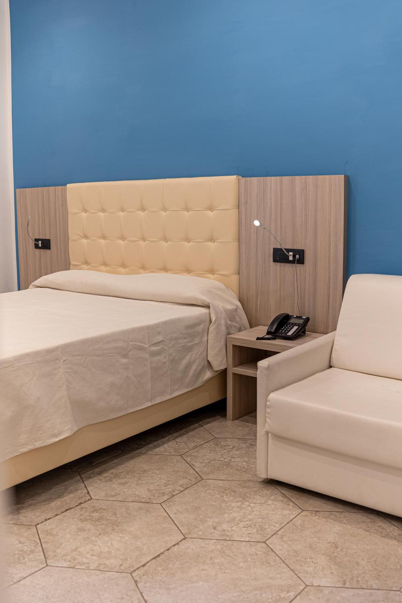 Residenza San Lorenzo 나폴리 외부 사진